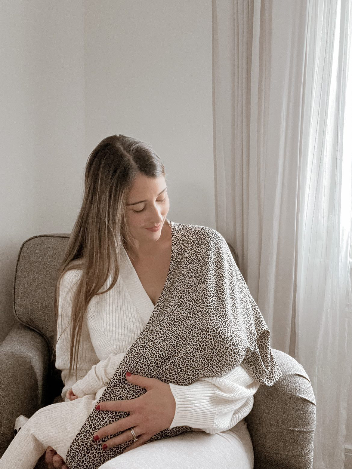 The Chicago Loop Breastfeeding Cover Leopard Print